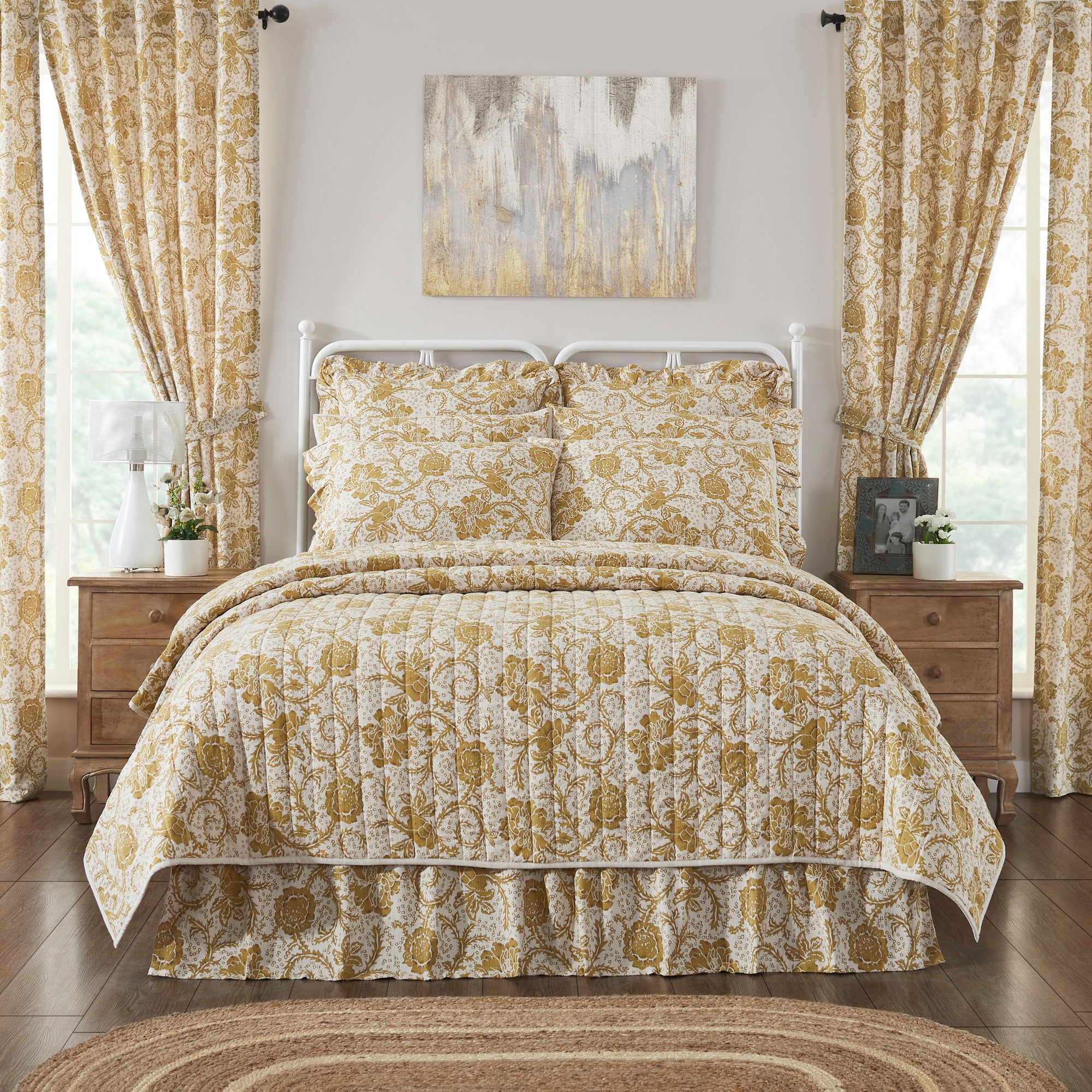 Dorsey Gold Quilt