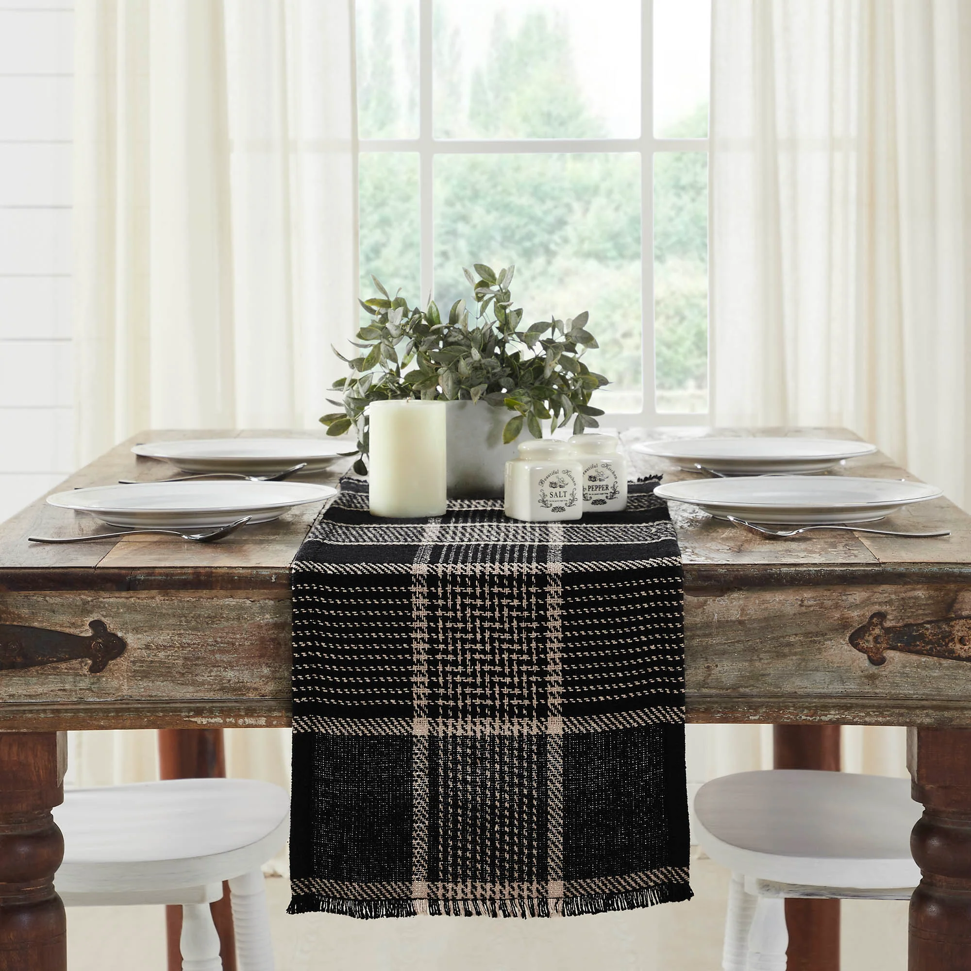 Exton Black Table Runner