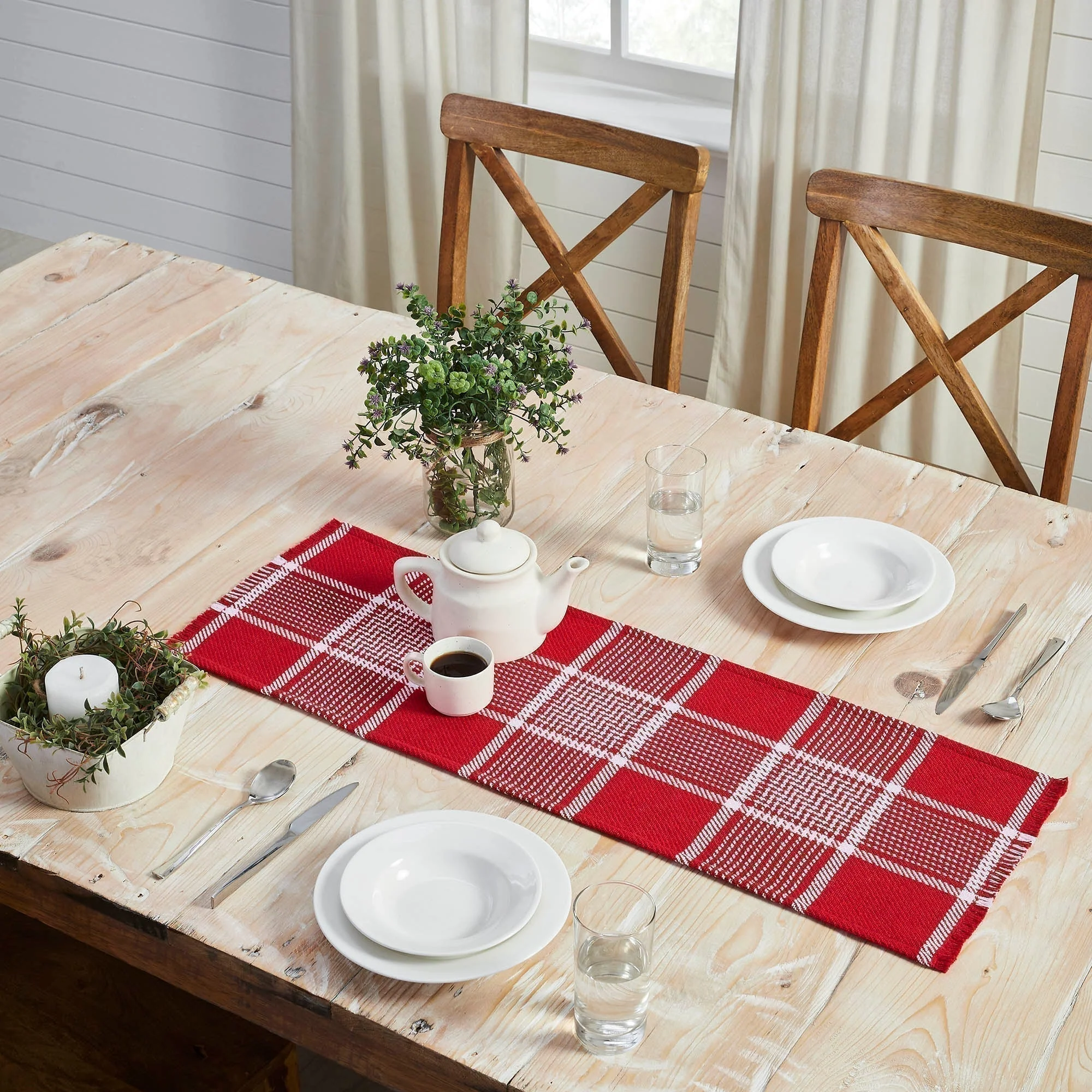 Exton Red Table Runner - Image 3