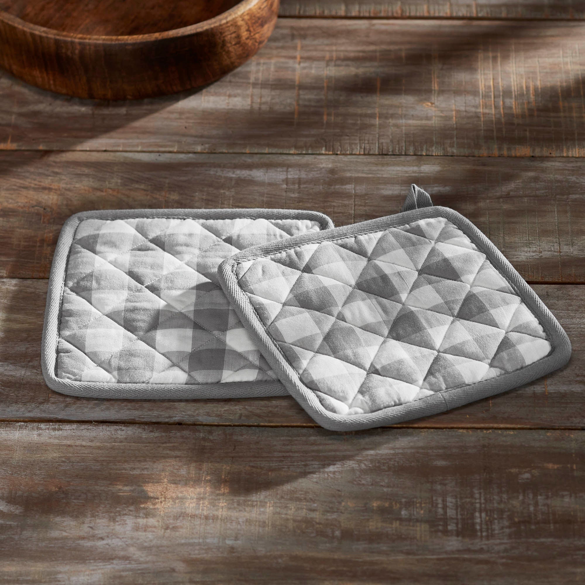 Grace Ann Check Pot Holder Set of 2