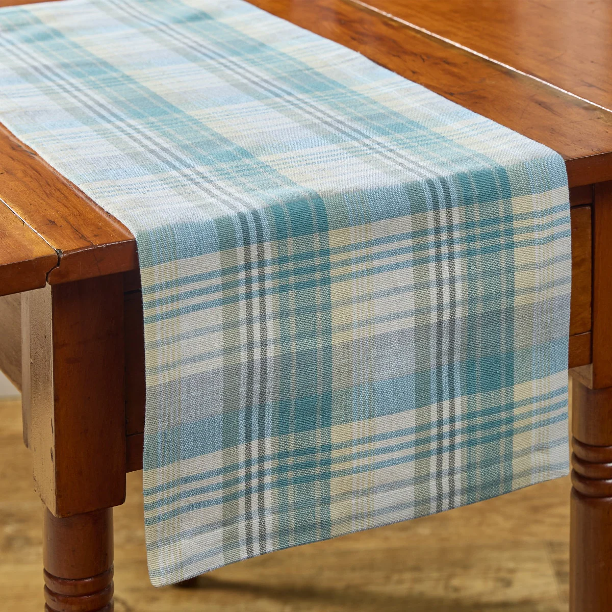 Water Blue Plaid Table Runners - Image 3