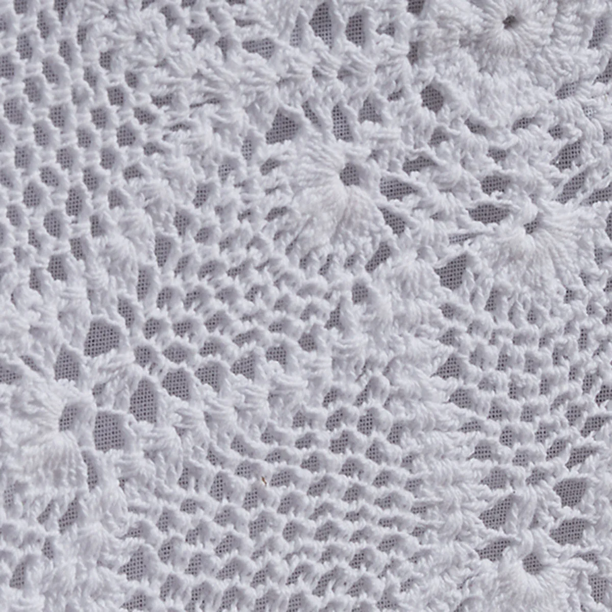 Kadia White Lace Table Runner - Image 3