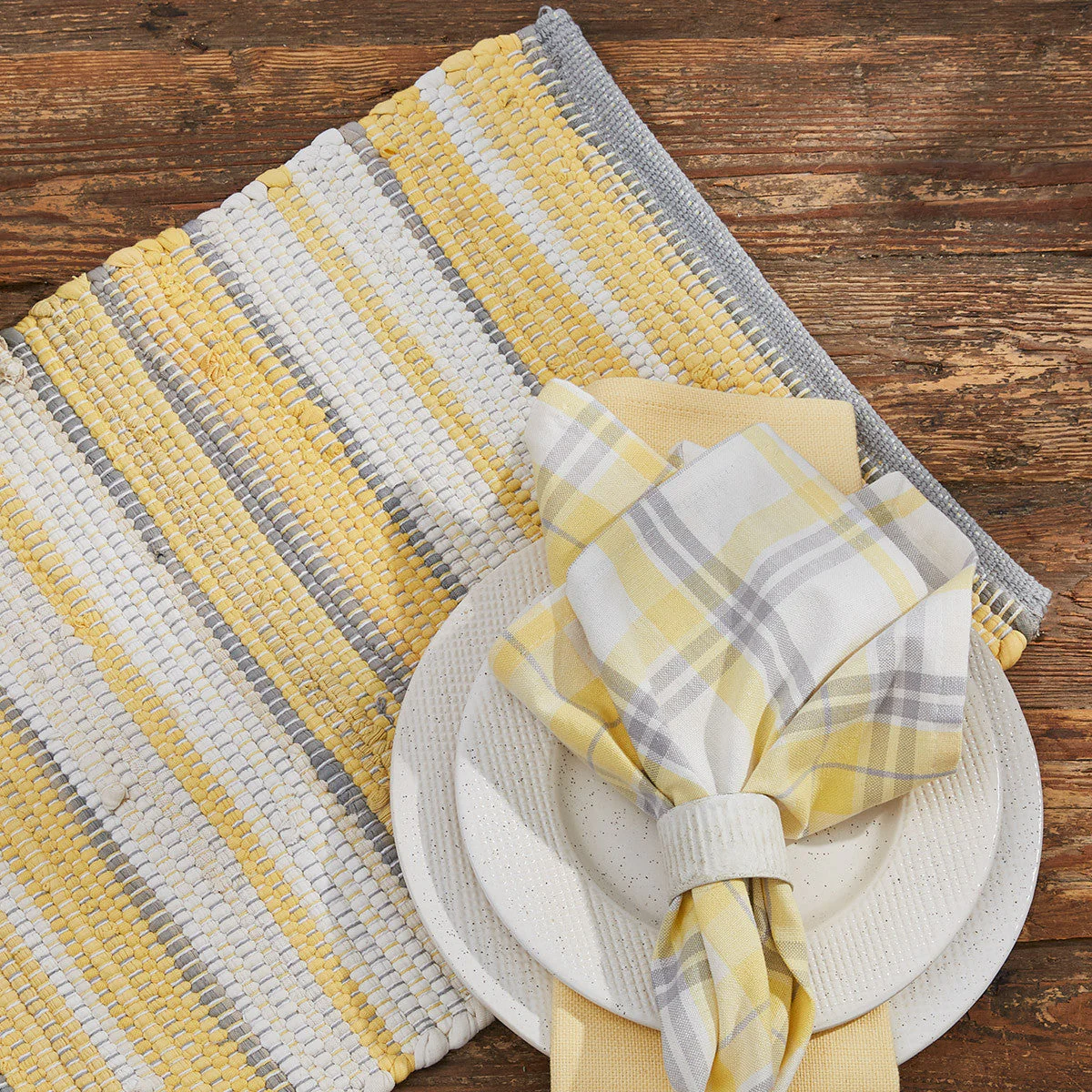 Buttercup Chindi Table Runners - Image 4