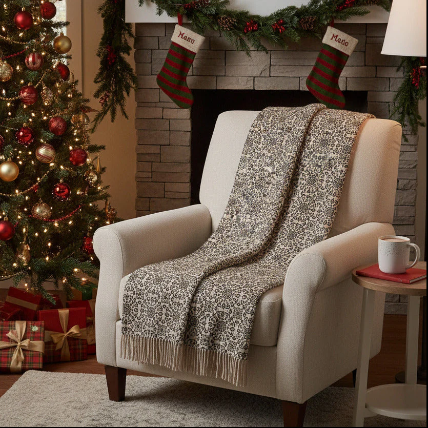 Medallion Black Tan Jacquard Woven Throw - Image 2