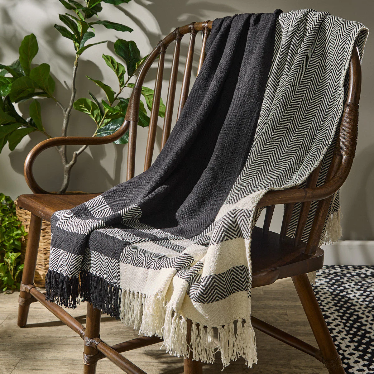 Onyx and Ivory Throw