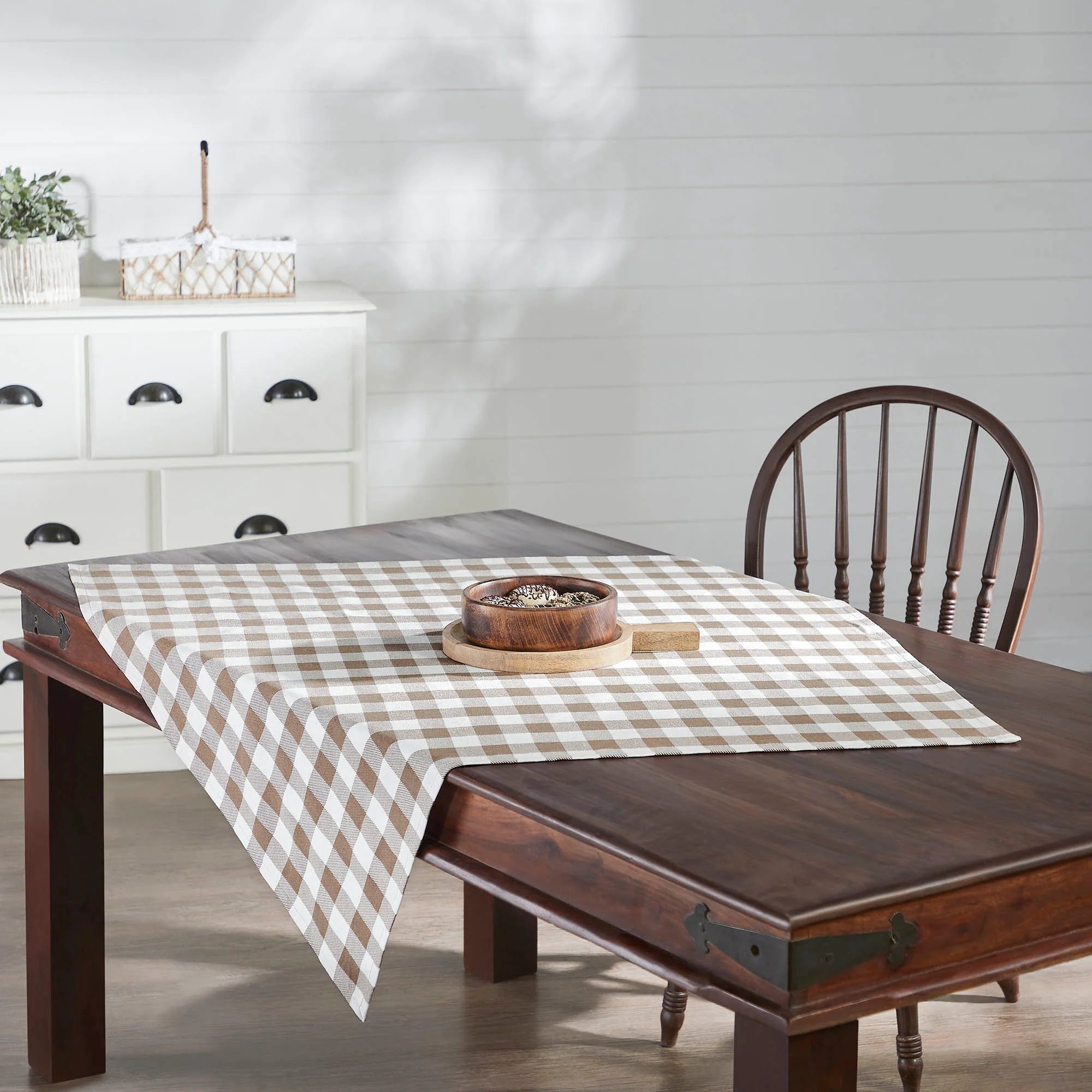 Portabella Buffalo Check Table Topper