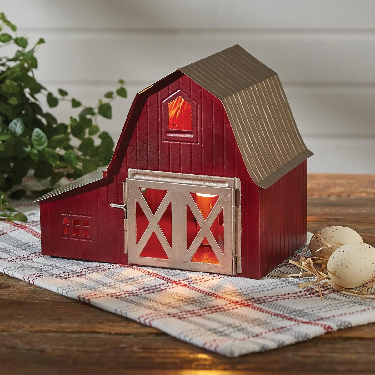 Farmers Red Grange Lamp - Image 2
