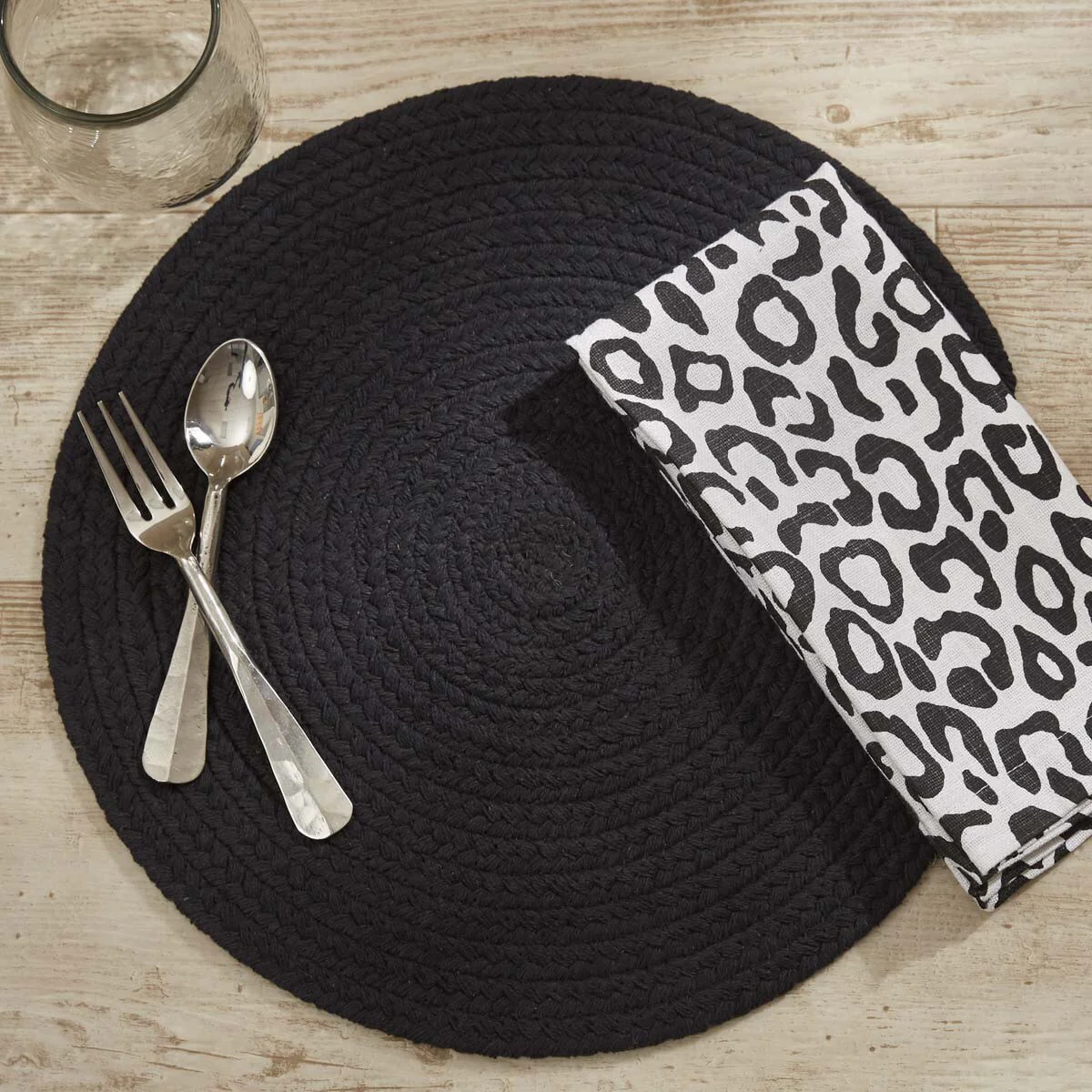 Solid Black Braided Placemats - Image 2