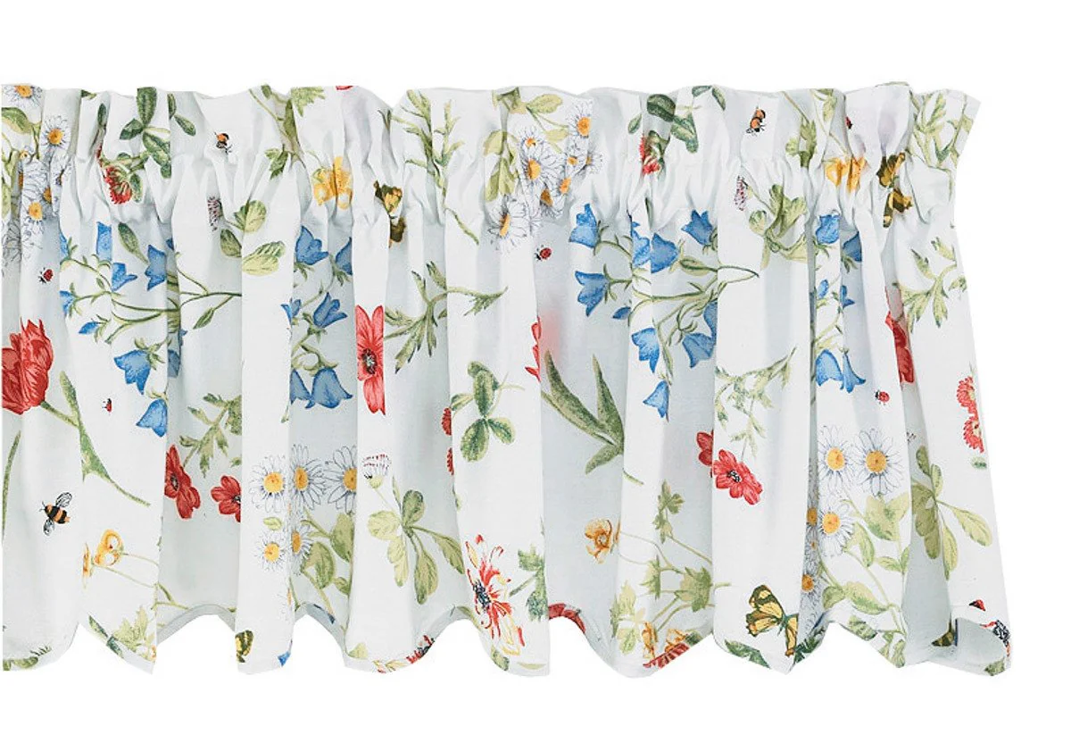 Meadow Flowers Scalloped Valance - Image 4